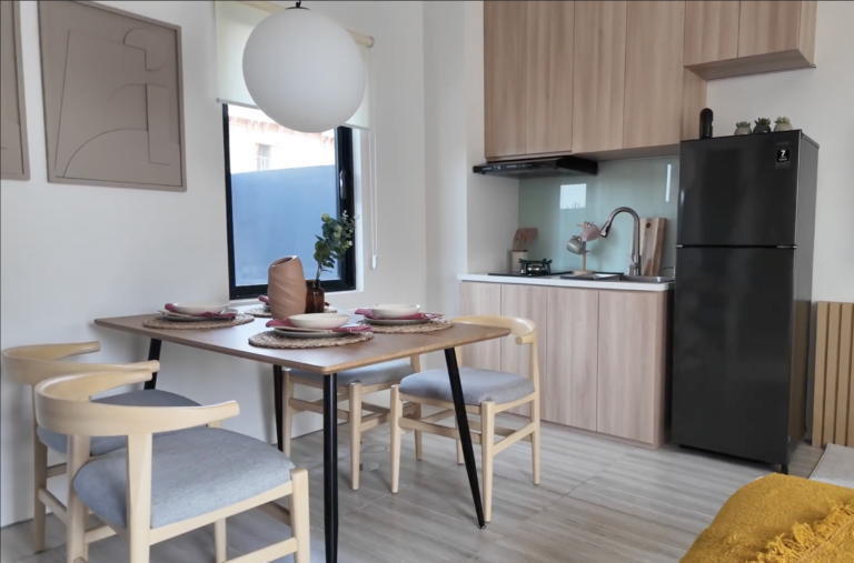 Desain Interior YUKARI Sawangan