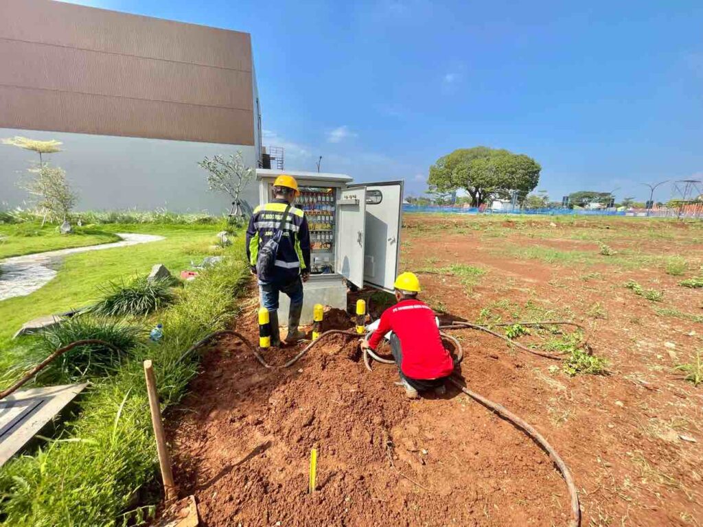 Pengerjaan SKTR (Saluran Kabel Tegangan Rendah) dan Estetika